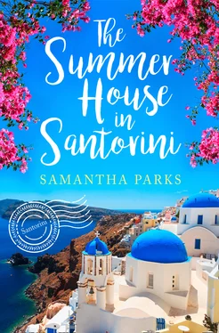 Samantha Parks The Summer House in Santorini обложка книги