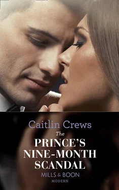 Caitlin Crews The Prince's Nine-Month Scandal обложка книги