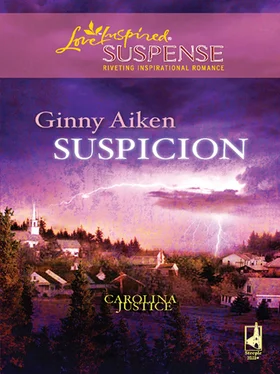 Ginny Aiken Suspicion обложка книги