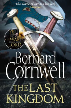 Bernard Cornwell The Last Kingdom обложка книги