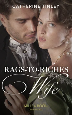 Catherine Tinley Rags-To-Riches Wife обложка книги