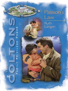 Ruth Langan Passion's Law обложка книги