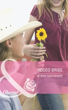 Myrna Mackenzie Rodeo Bride обложка книги