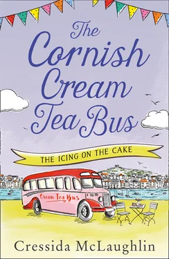 Cressida McLaughlin The Cornish Cream Tea Bus: Part Four – The Icing on the Cake обложка книги