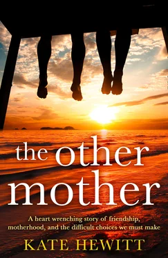 Kate Hewitt The Other Mother обложка книги