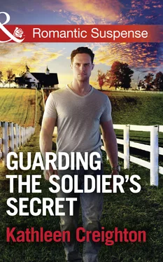 Kathleen Creighton Guarding The Soldier's Secret обложка книги