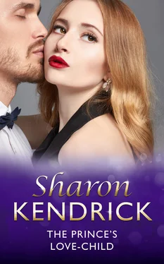 Sharon Kendrick The Prince's Love-Child обложка книги