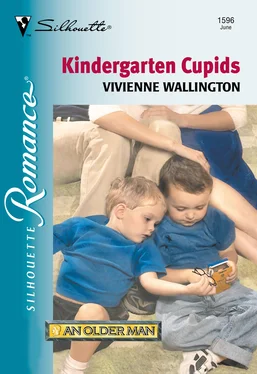 Vivienne Wallington Kindergarten Cupids обложка книги