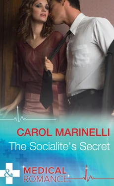 Carol Marinelli The Socialite's Secret обложка книги