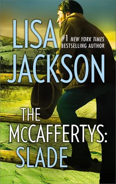 Lisa Jackson The Mccaffertys: Slade обложка книги