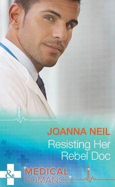 Joanna Neil Resisting Her Rebel Doc обложка книги