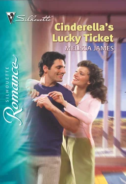 Melissa James Cinderella's Lucky Ticket обложка книги