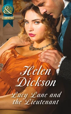 Helen Dickson Lucy Lane and the Lieutenant обложка книги