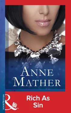 Anne Mather Rich As Sin обложка книги