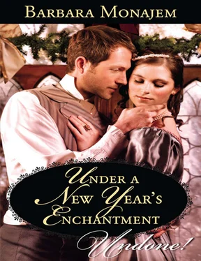 Barbara Monajem Under a New Year's Enchantment обложка книги