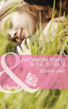 Soraya Lane Patchwork Family in the Outback обложка книги