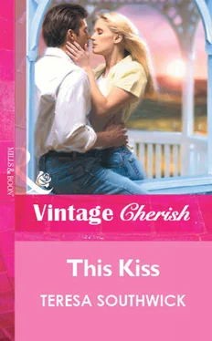 Teresa Southwick This Kiss обложка книги