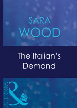 Sara Wood The Italian's Demand обложка книги