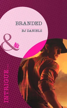 B.J. Daniels Branded обложка книги