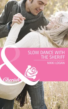 Nikki Logan Slow Dance with the Sheriff обложка книги
