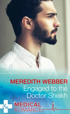 Meredith Webber Engaged To The Doctor Sheikh обложка книги