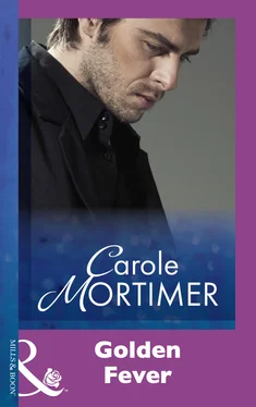 Carole Mortimer Golden Fever обложка книги