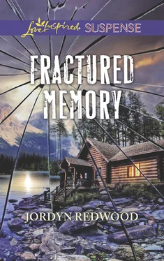 Jordyn Redwood Fractured Memory обложка книги