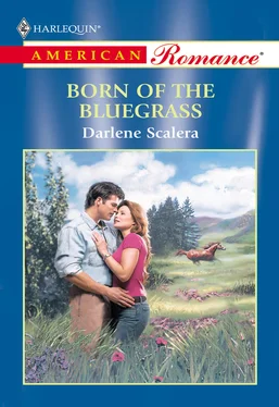 Darlene Scalera Born Of The Bluegrass обложка книги