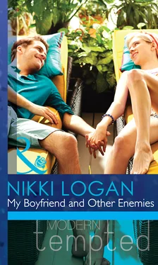Nikki Logan My Boyfriend and Other Enemies обложка книги