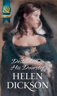 Helen Dickson Destitute On His Doorstep обложка книги