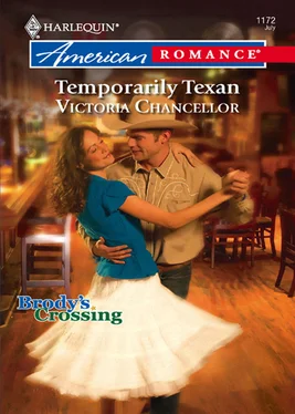 Victoria Chancellor Temporarily Texan обложка книги