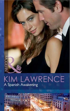 Kim Lawrence A Spanish Awakening обложка книги