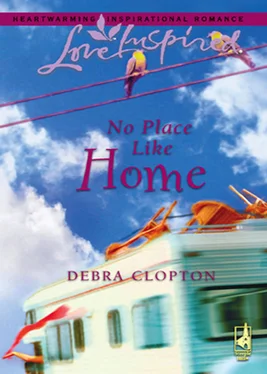 Debra Clopton No Place Like Home обложка книги