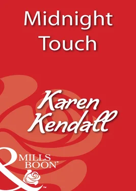 Karen Kendall Midnight Touch обложка книги