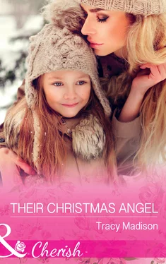 Tracy Madison Their Christmas Angel обложка книги