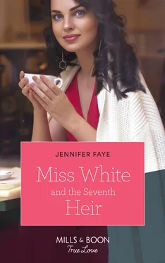 Jennifer Faye Miss White And The Seventh Heir обложка книги