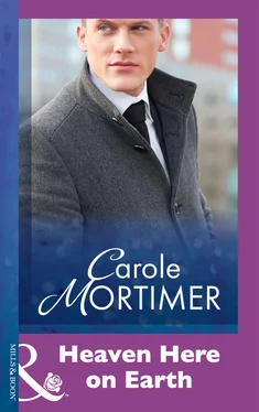 Carole Mortimer Heaven Here On Earth обложка книги