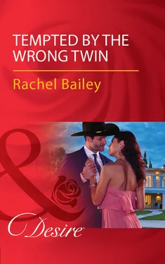 Rachel Bailey Tempted By The Wrong Twin обложка книги