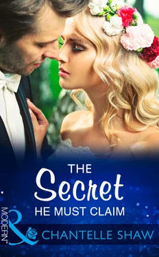 Chantelle Shaw The Secret He Must Claim обложка книги