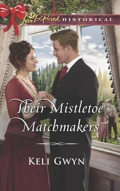 Keli Gwyn Their Mistletoe Matchmakers обложка книги