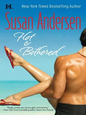 Susan Andersen Hot & Bothered обложка книги