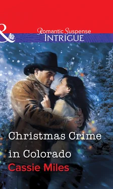 Cassie Miles Christmas Crime in Colorado обложка книги