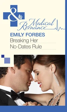 Emily Forbes Breaking Her No-Dates Rule обложка книги