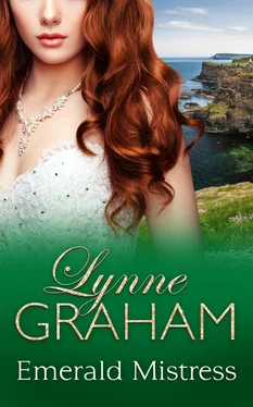 Lynne Graham Emerald Mistress обложка книги