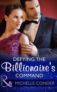 Michelle Conder Defying The Billionaire's Command обложка книги