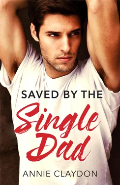 Annie Claydon Saved By The Single Dad обложка книги