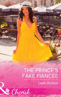 Leah Ashton The Prince's Fake Fiancée обложка книги