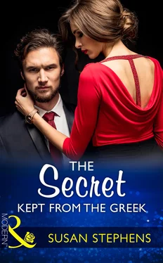 Susan Stephens The Secret Kept From The Greek обложка книги