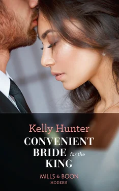 Kelly Hunter Convenient Bride For The King обложка книги