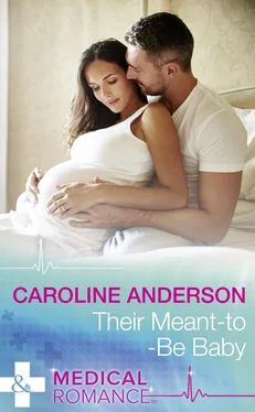 Caroline Anderson Their Meant-To-Be Baby обложка книги